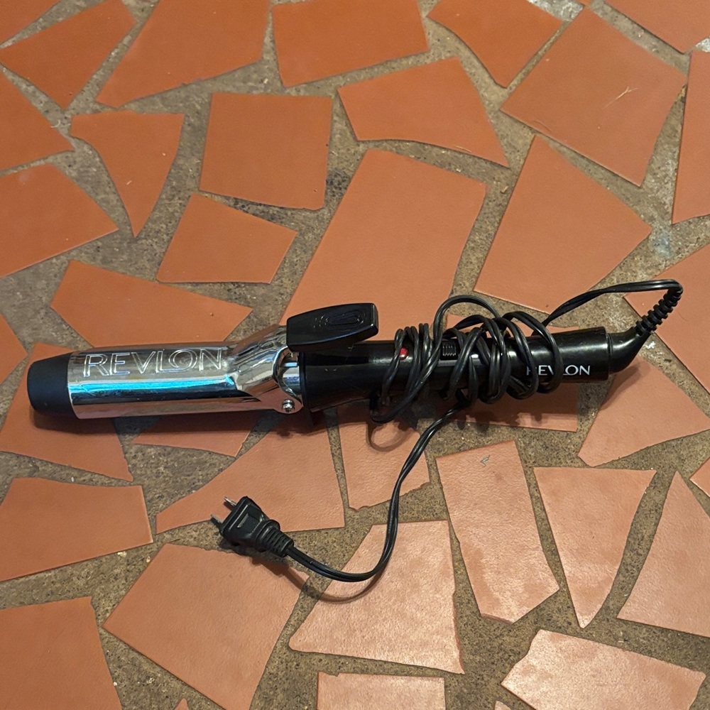 Revlon Chrome and Black Hair Curler